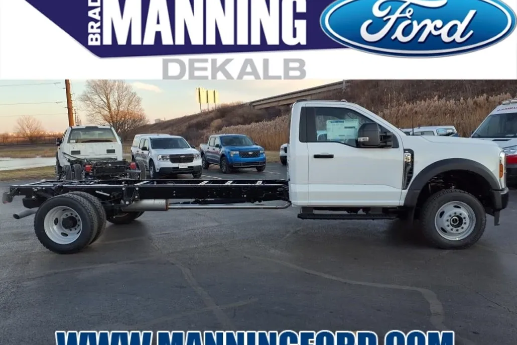 2024 Ford F-550 photo 1