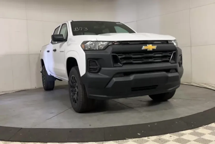 2026 Chevrolet Colorado Work Truck photo 1