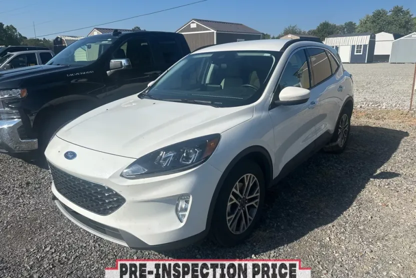 2021 Ford Escape SEL photo 1