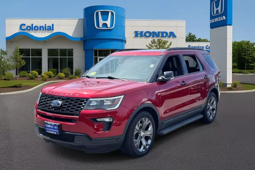 2018 Ford Explorer Sport photo 1