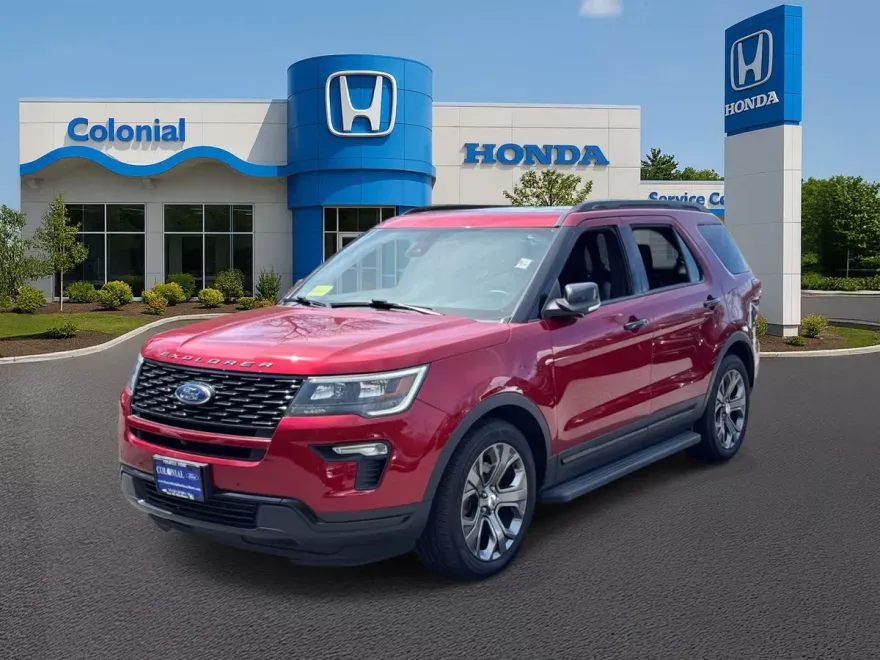 2018 Ford Explorer Sport photo 1