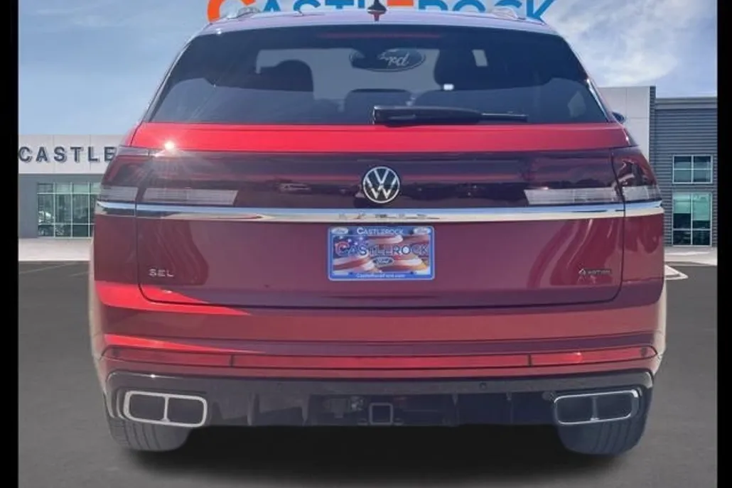 2024 Volkswagen Atlas Cross Sport SEL R-Line photo 1
