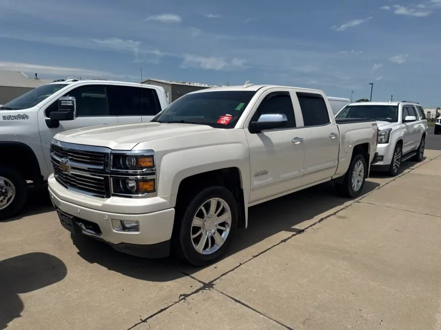2015 Chevrolet Silverado 1500 High Country photo 1