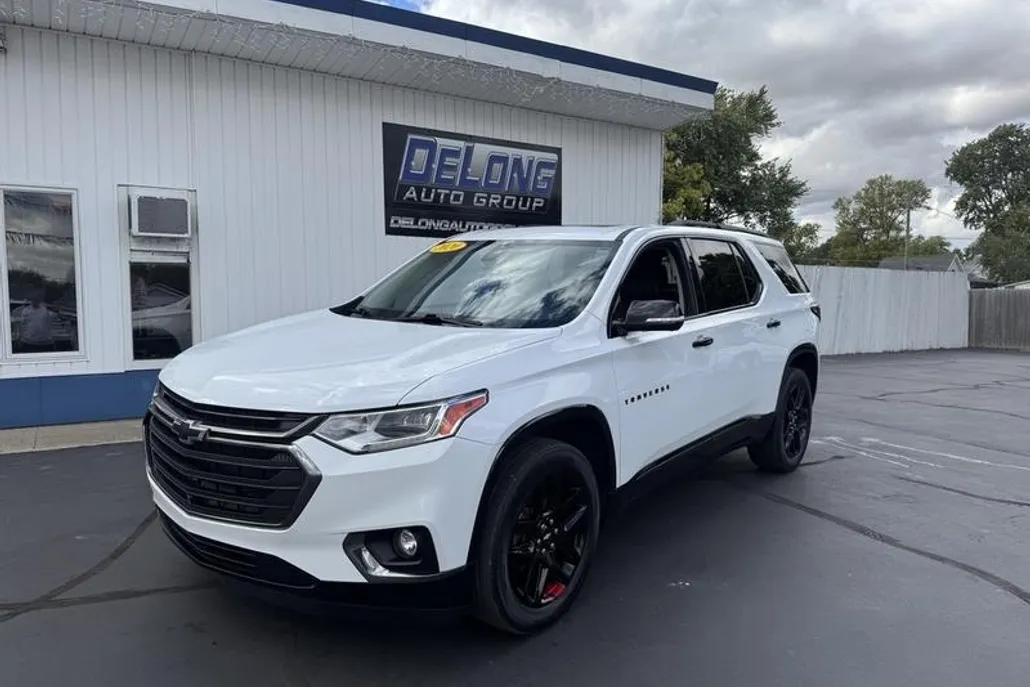 2020 Chevrolet Traverse Premier photo 1