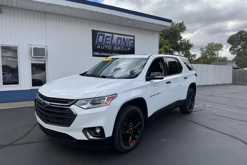 2020 Chevrolet Traverse Premier photo 1