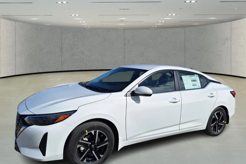2025 Nissan Sentra SV photo 1