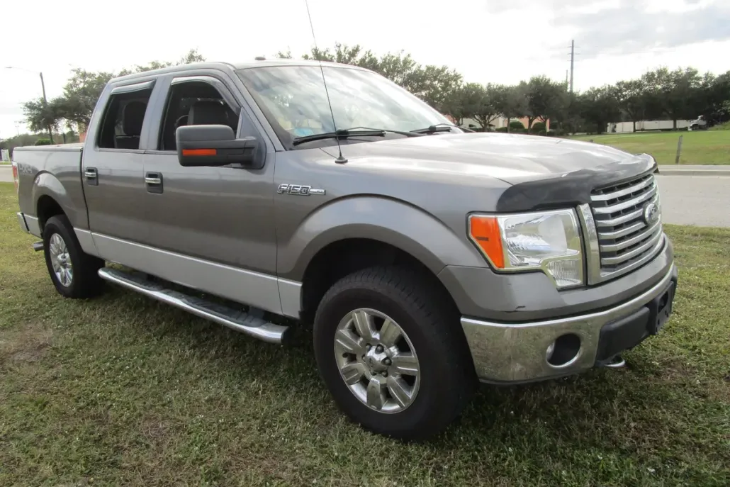 2011 Ford F-150 XLT photo 1