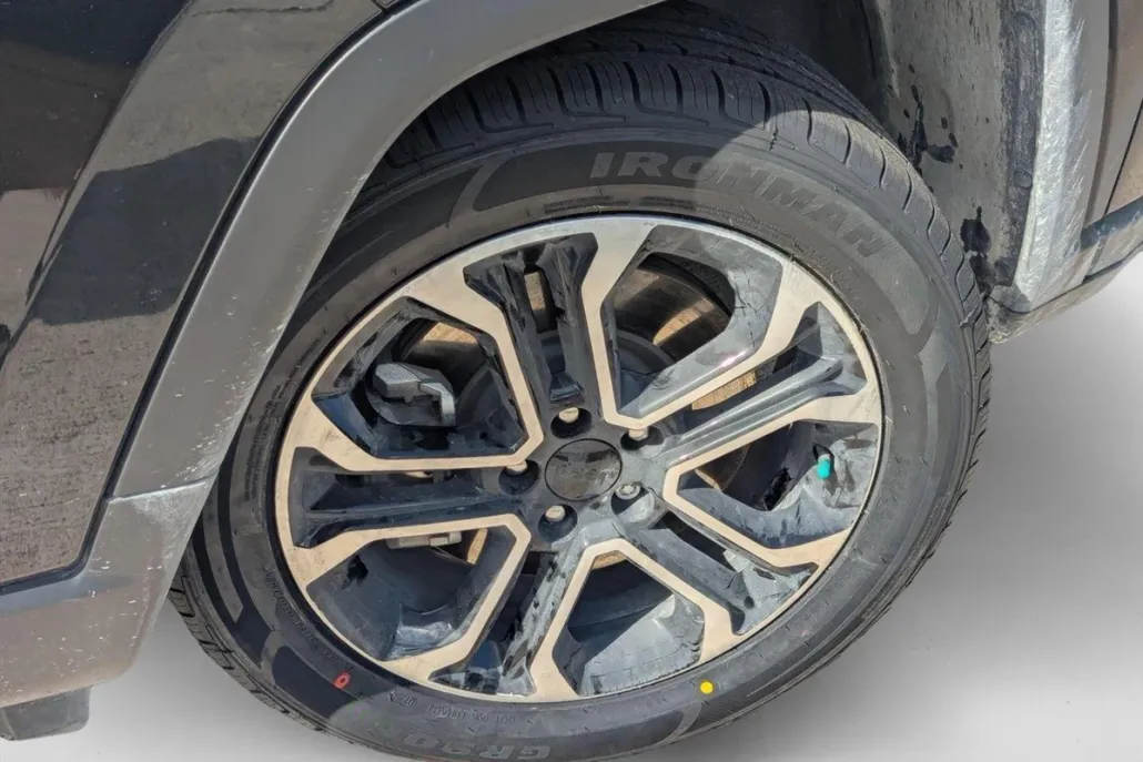 2023 Jeep Compass Limited photo 1