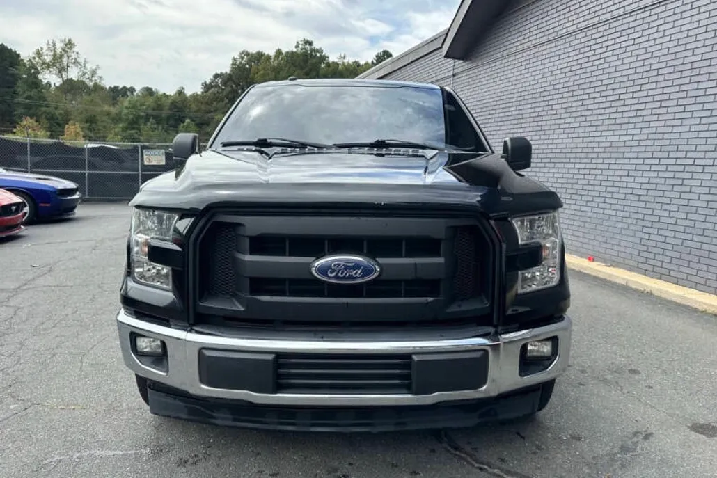 2017 Ford F-150 XL photo 1