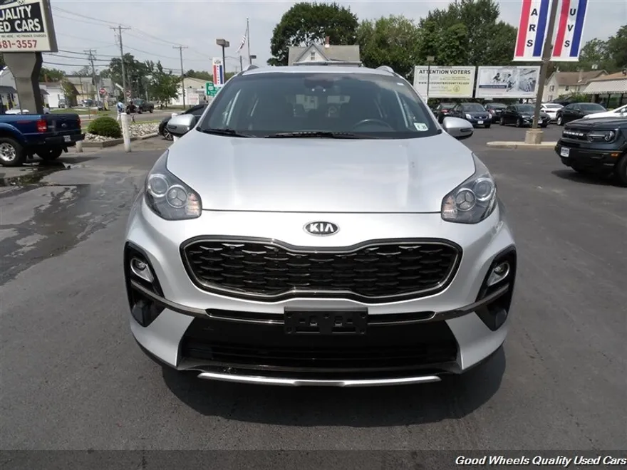 2020 Kia Sportage S photo 1