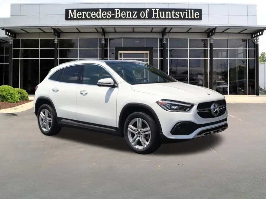 2022 Mercedes Benz GLA 250 4MATIC photo 1