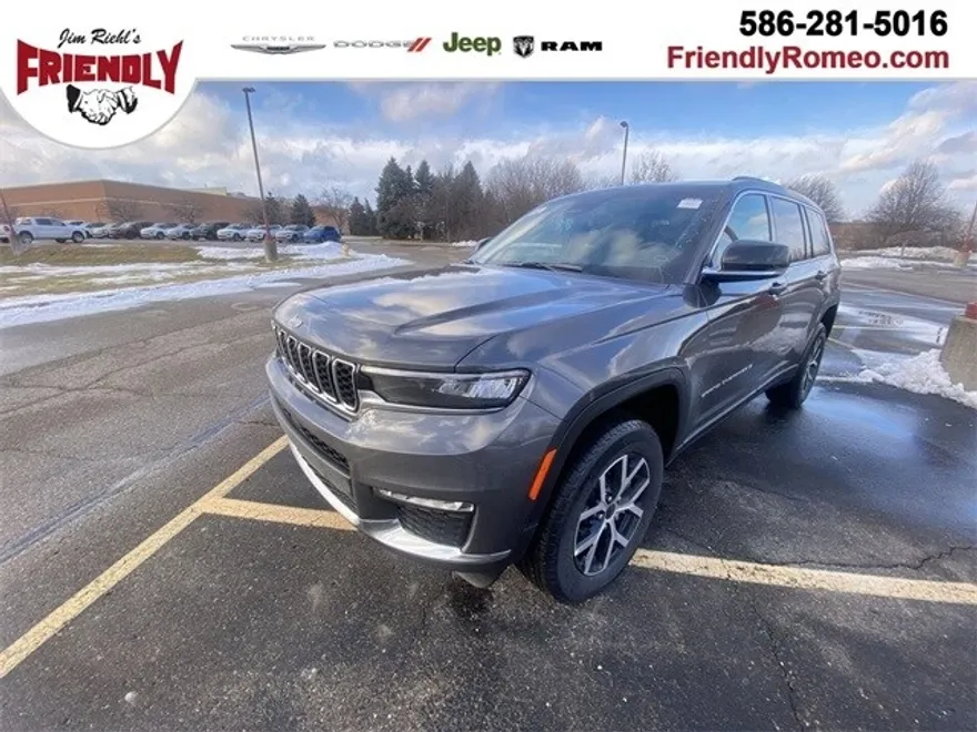 2025 Jeep Grand Cherokee Limited Sport photo 1