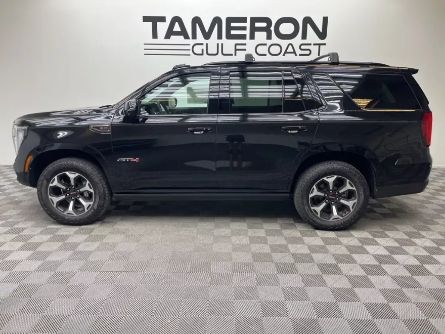 2026 Gmc Yukon AT4 Ultimate photo 1