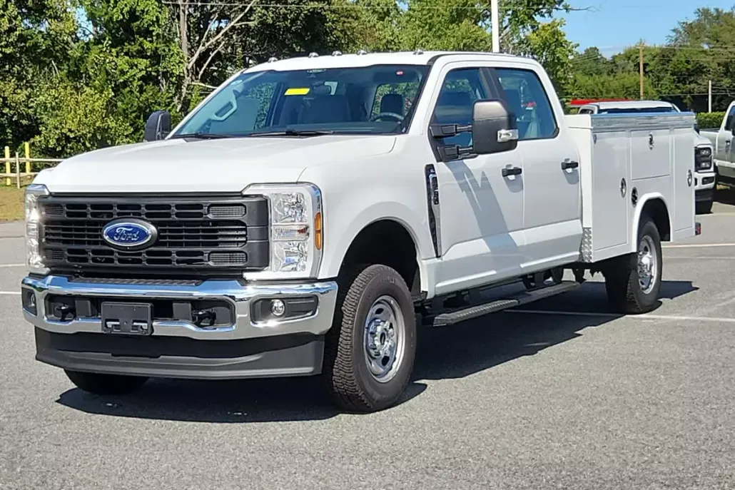 2025 Ford F-250 XL photo 1