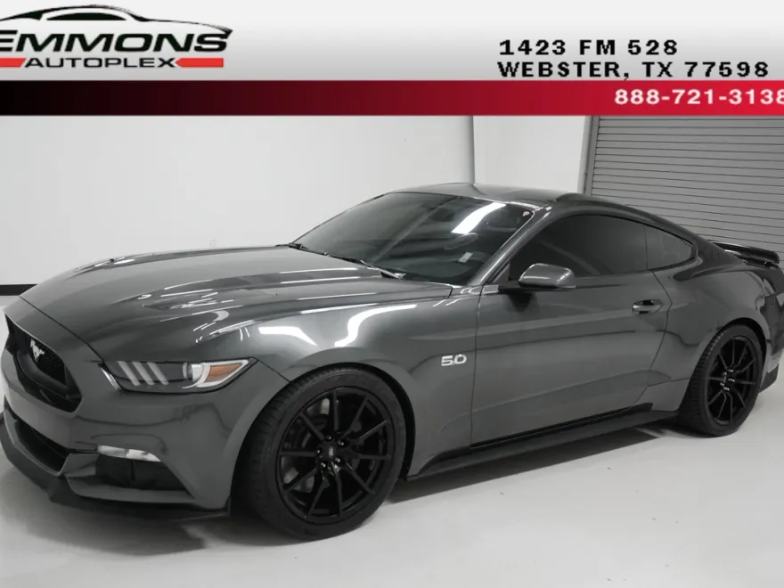 2016 Ford Mustang Mach 1 photo 1