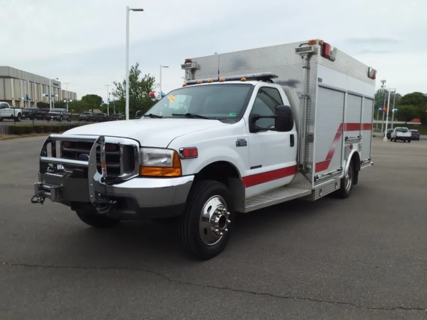 2000 Ford F-550 XL photo 1