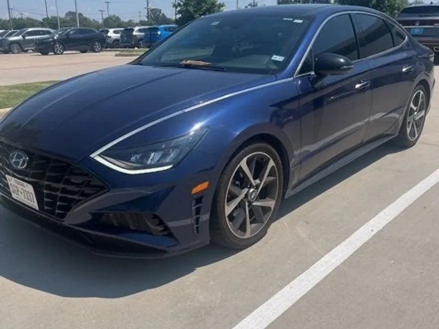 2022 Hyundai Sonata SEL Plus photo 1
