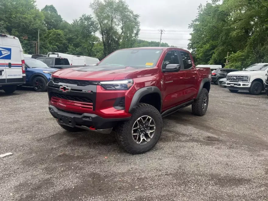 2024 Chevrolet Colorado ZR2 photo 1