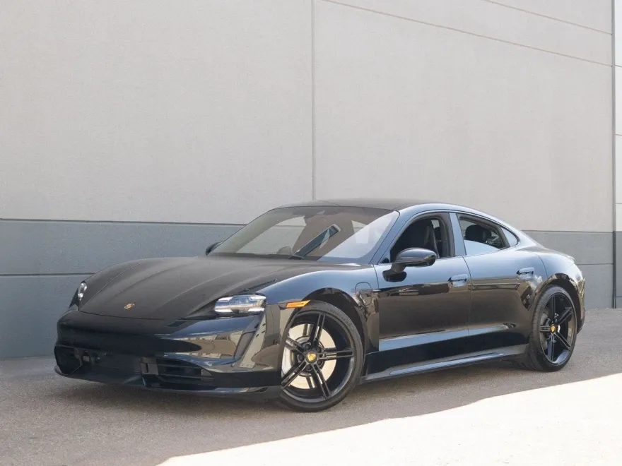 2024 Porsche Taycan Turbo photo 1
