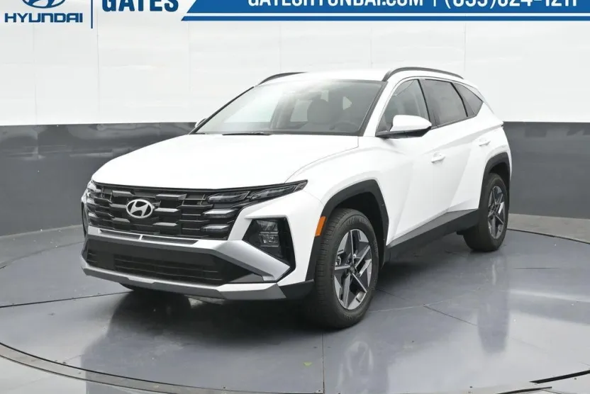 2025 Hyundai Tucson SEL photo 1