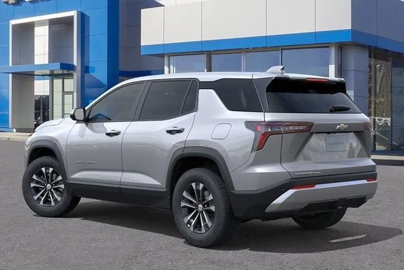 2026 Chevrolet Equinox LT photo 1
