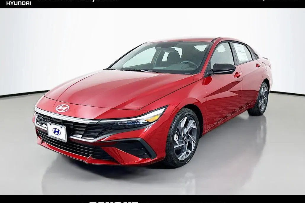 2025 Hyundai Elantra SEL Sport photo 1
