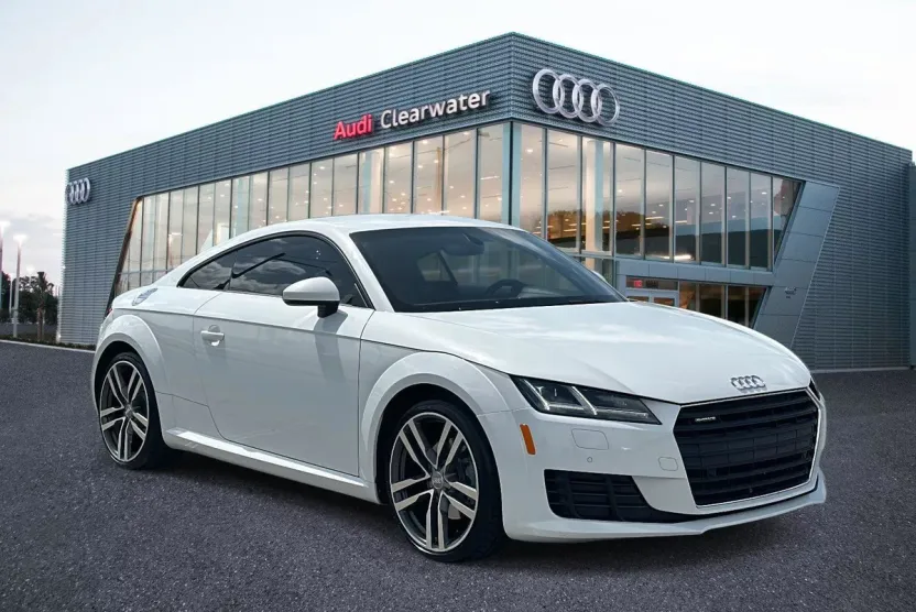 2017 Audi TT 2.0T Quattro photo 1