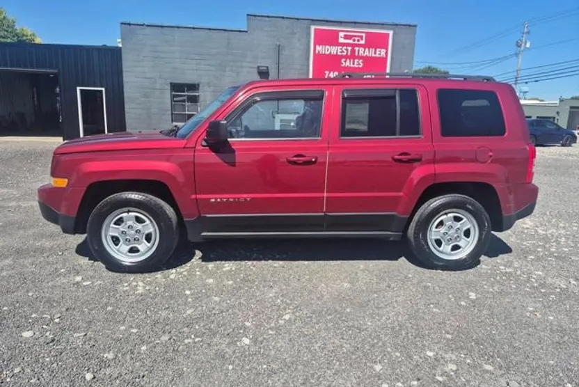 2014 Jeep Patriot Sport photo 1