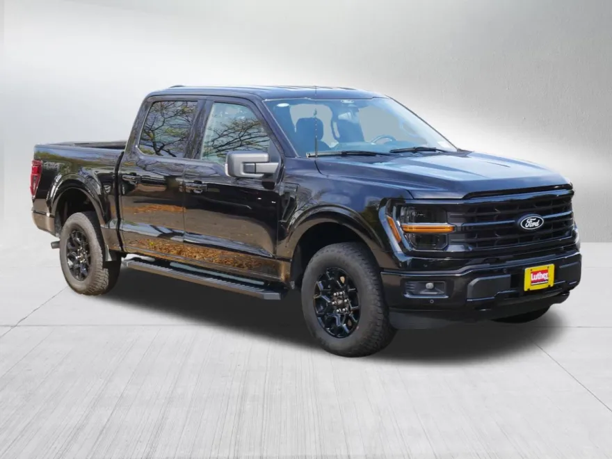 2025 Ford F-150 XLT photo 1