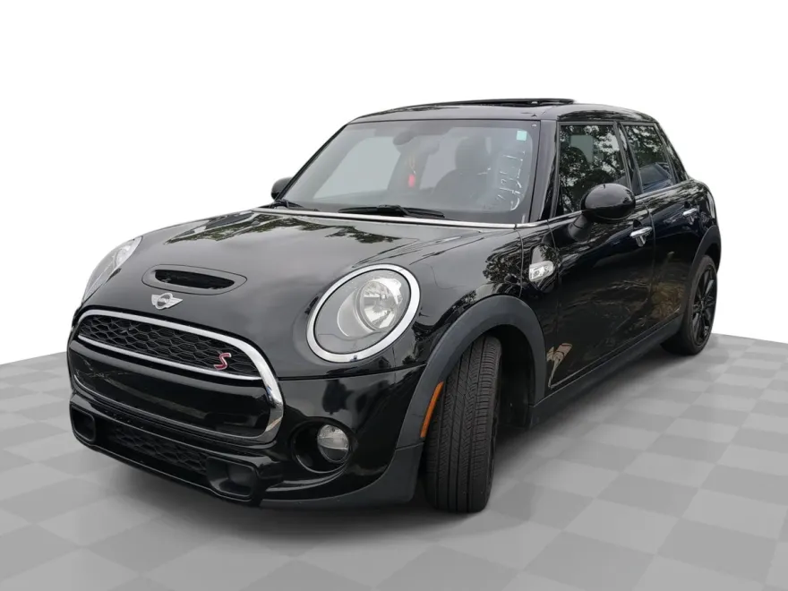 2017 Mini Cooper 4 Door Hardtop S photo 1