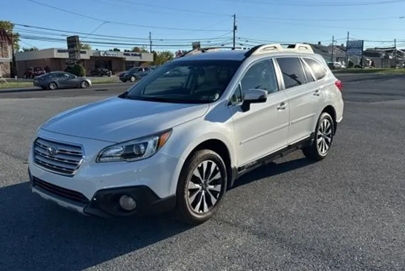 2016 Subaru Outback 2.5i photo 1