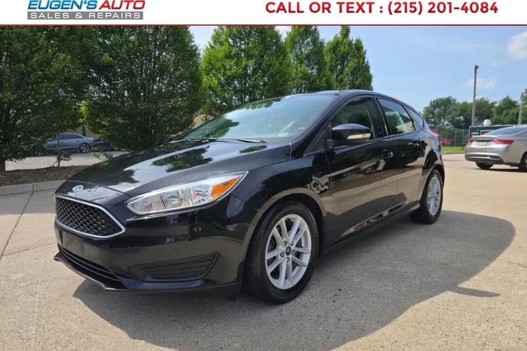 2018 Ford Focus SE photo 1
