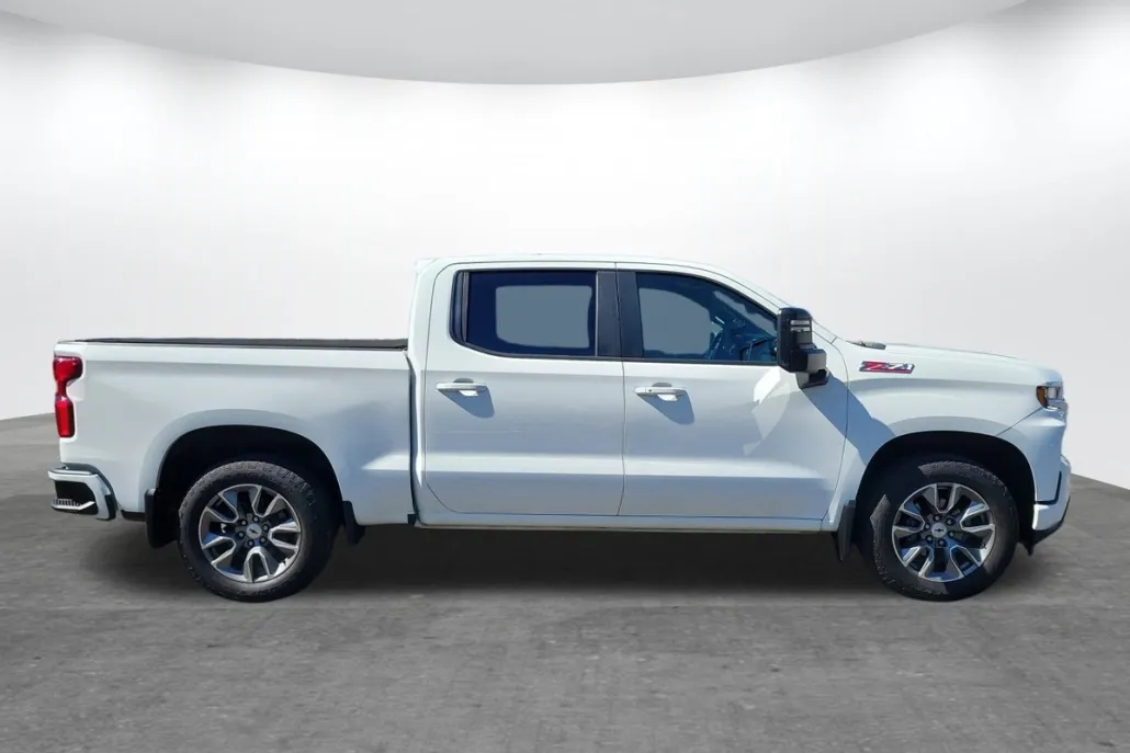 2021 Chevrolet Silverado 1500 RST photo 1