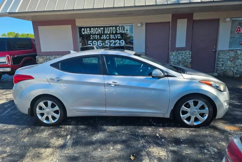 2013 Hyundai Elantra Limited photo 1