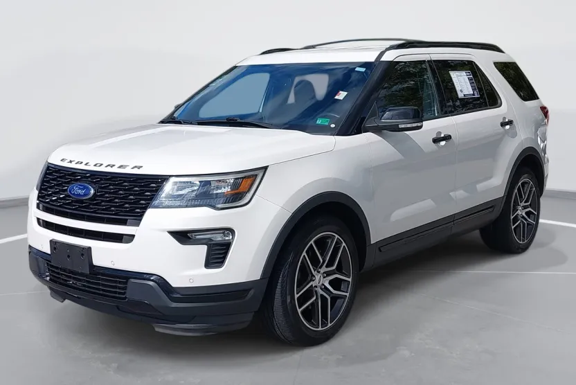 2019 Ford Explorer Sport photo 1
