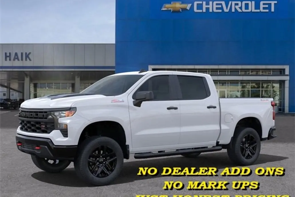 2025 Chevrolet Silverado 1500 Custom Trail Boss photo 1