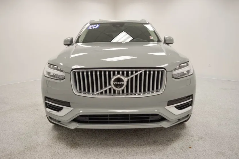 2024 Volvo XC90 Ultimate photo 1