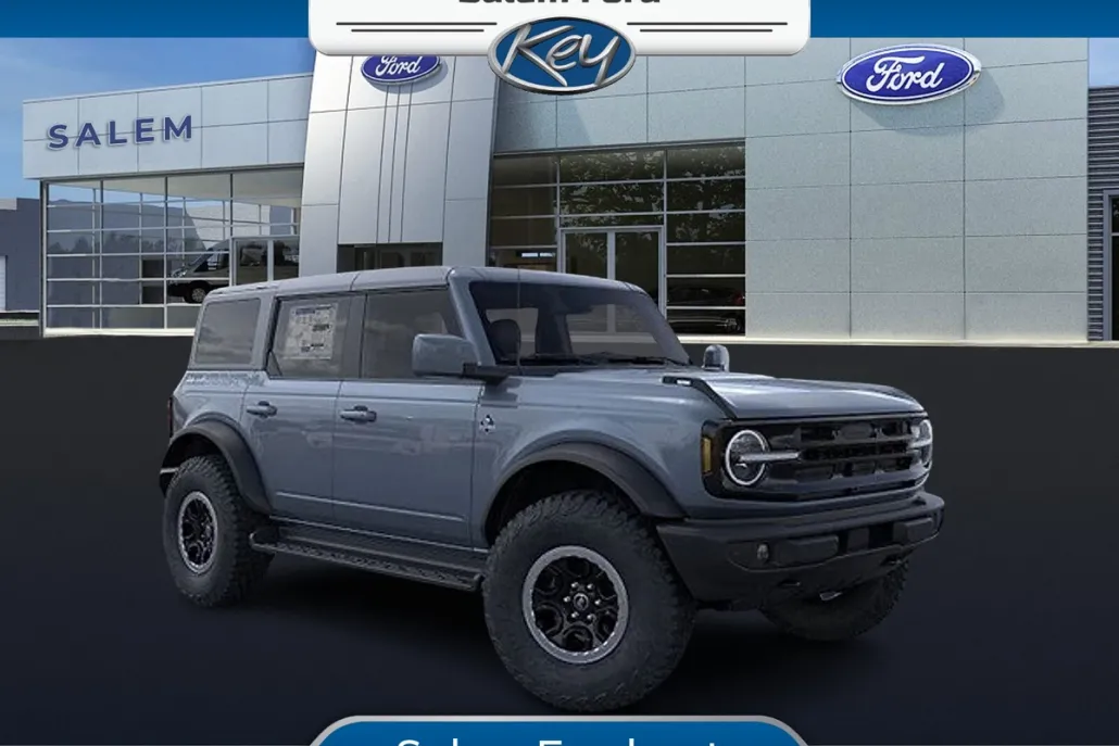 2025 Ford Bronco Outer Banks photo 1