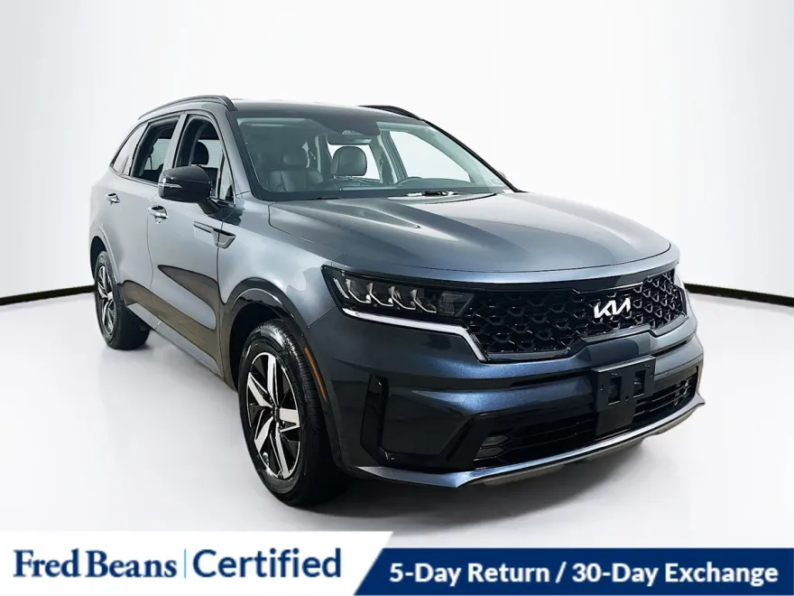 2023 Kia Sorento EX photo 1