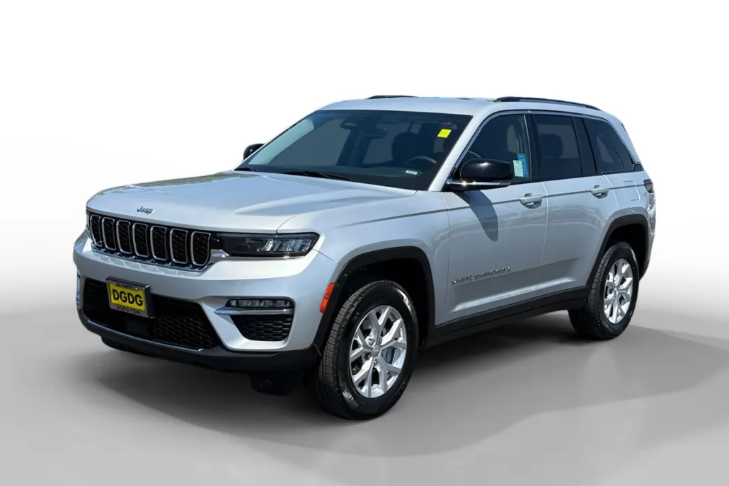 2023 Jeep Grand Cherokee Limited photo 1