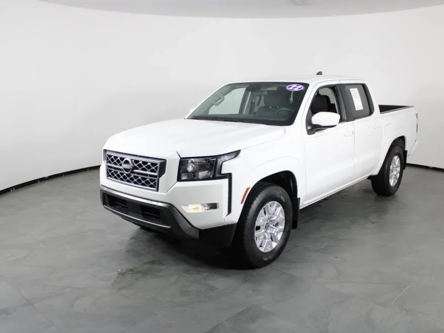 2022 Nissan Frontier SV photo 1