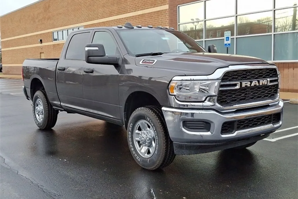 2024 Ram 2500 Tradesman photo 1