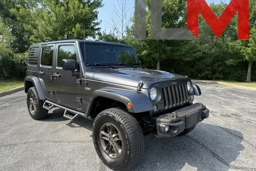 2016 Jeep Wrangler Sahara photo 1