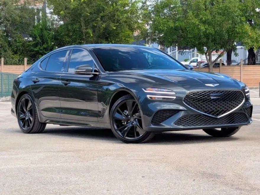 2023 Genesis G70 2.0T photo 1