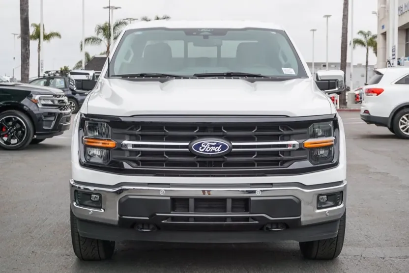 2024 Ford F-150 XLT photo 1