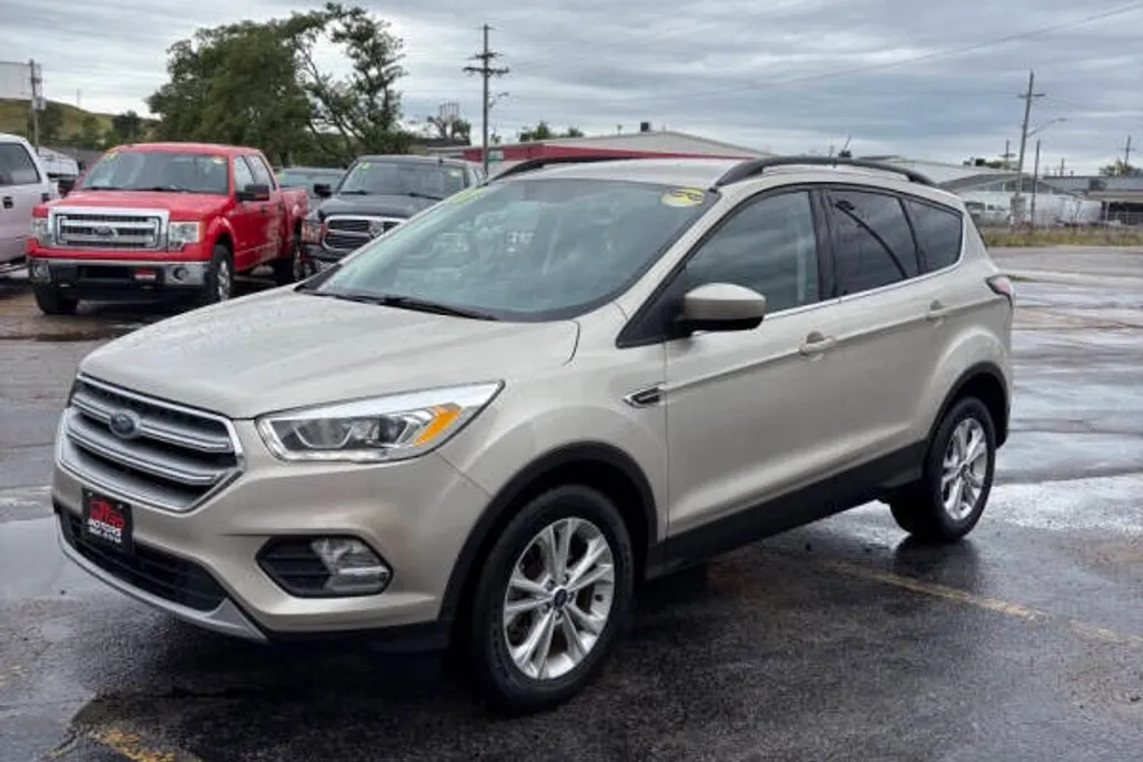 2017 Ford Escape SE photo 1
