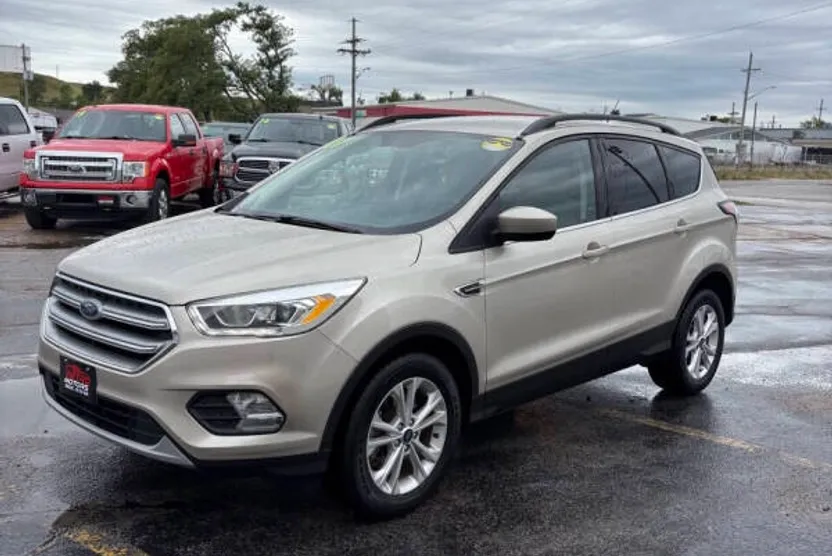 2017 Ford Escape SE photo 1