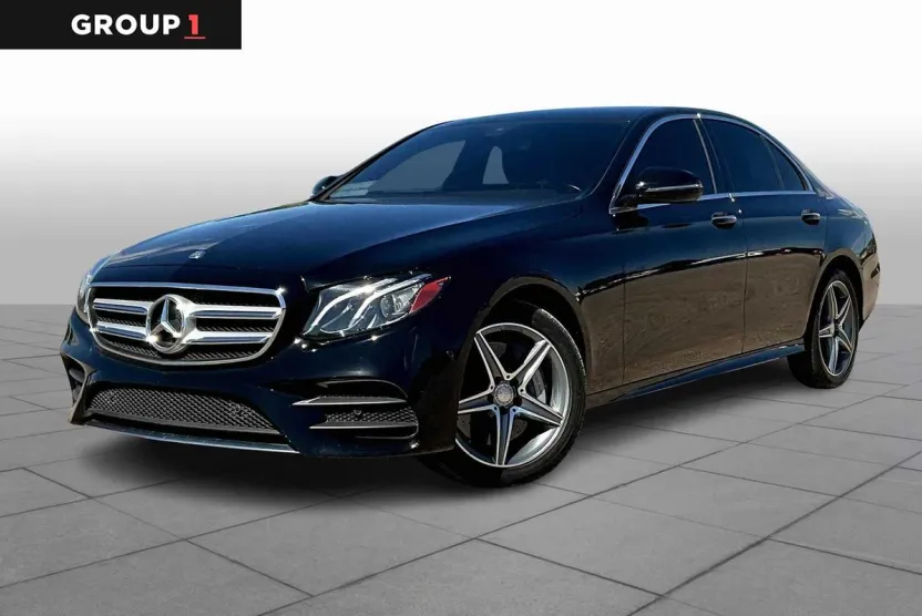 2017 Mercedes Benz E 300 photo 1