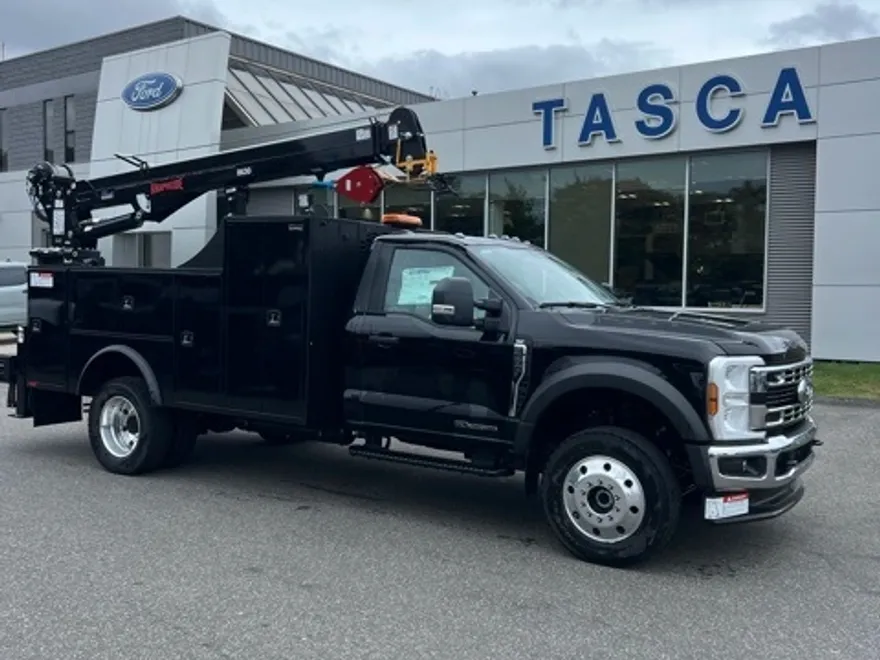 2024 Ford F-600 photo 1