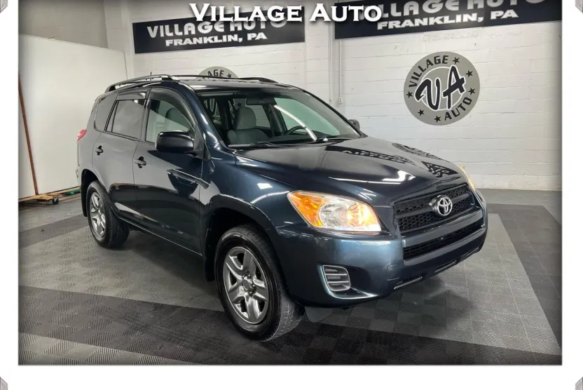 2010 Toyota RAV4 Base photo 1
